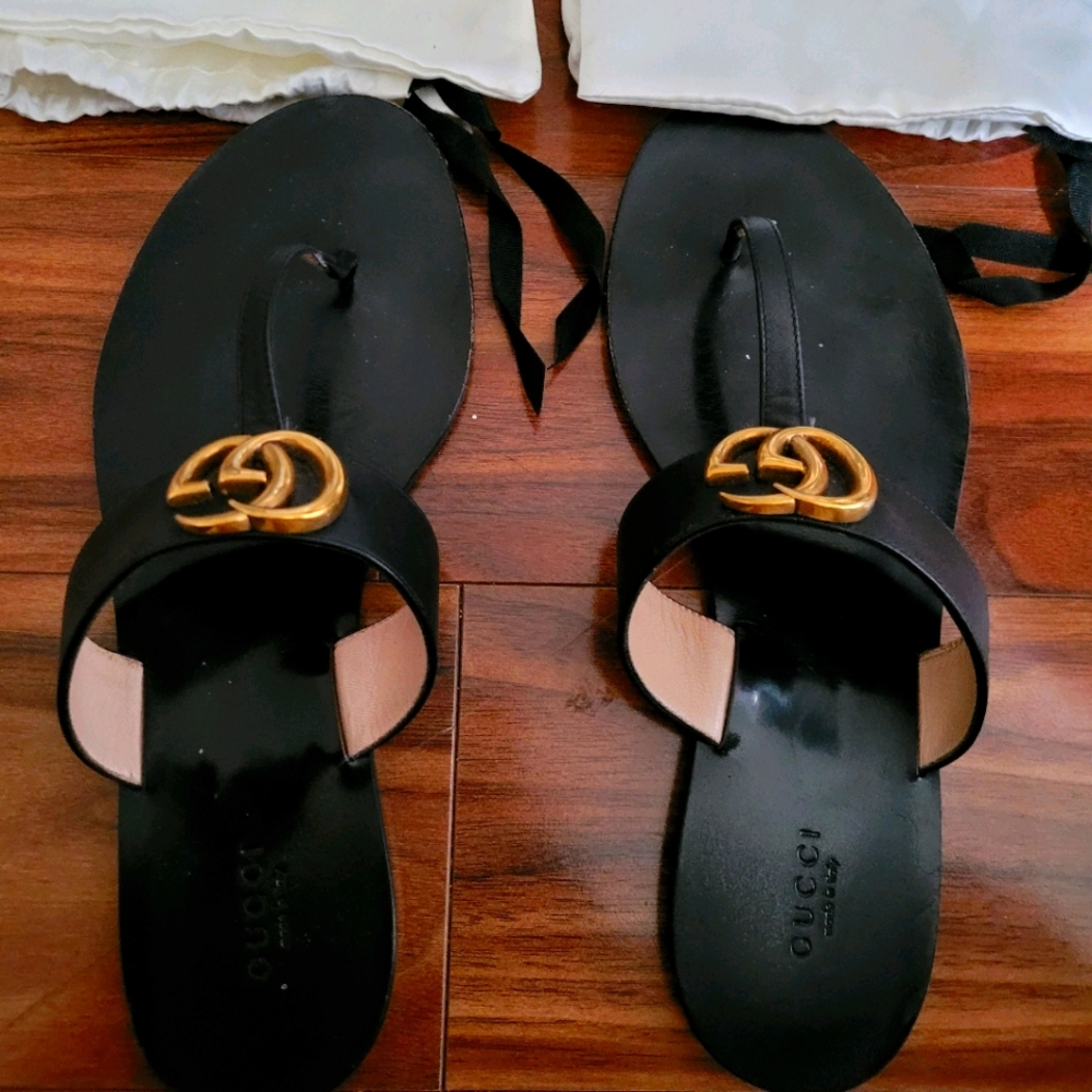 Leather thong Marmont sandal with Double G